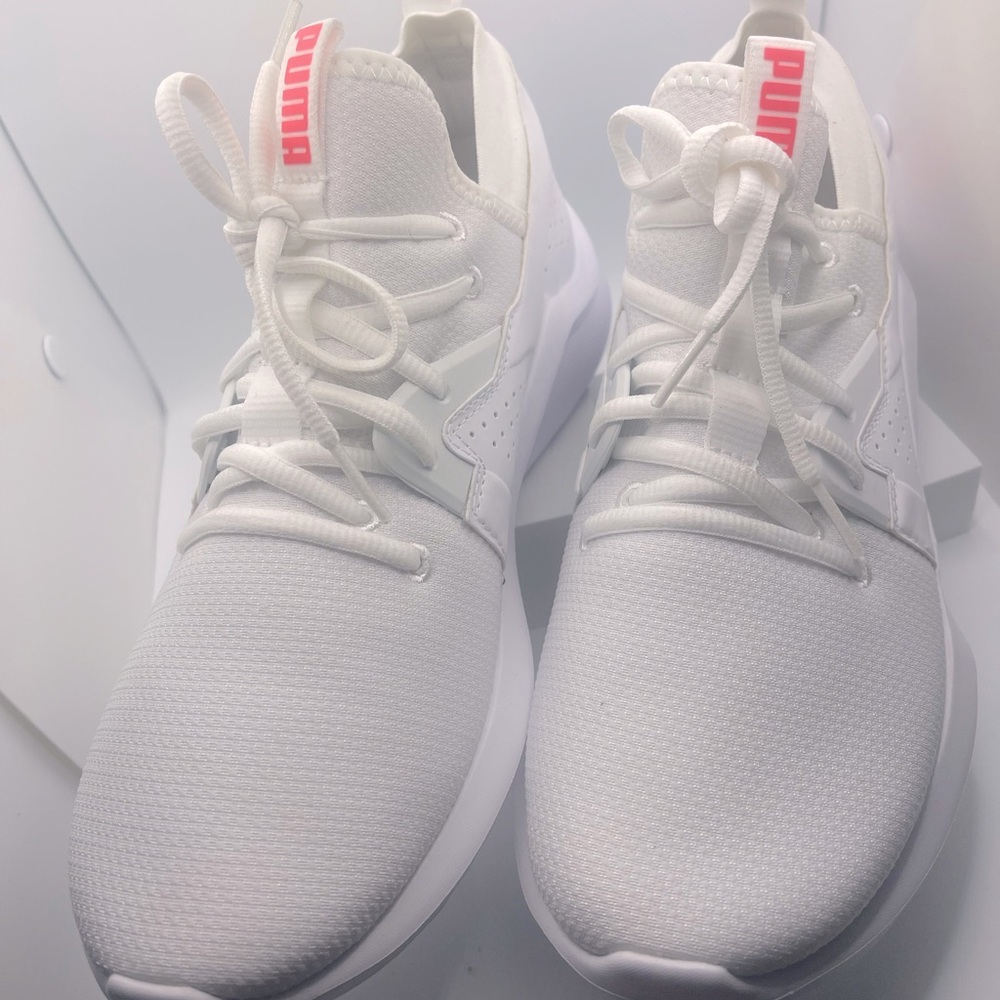 Puma women’s sneakers size 9.5